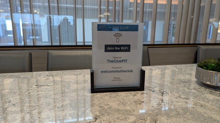 PIT The Club lounge food and beverage amenities Wi Fi PIT The Club lounge food and beverage amenities Wi Fi