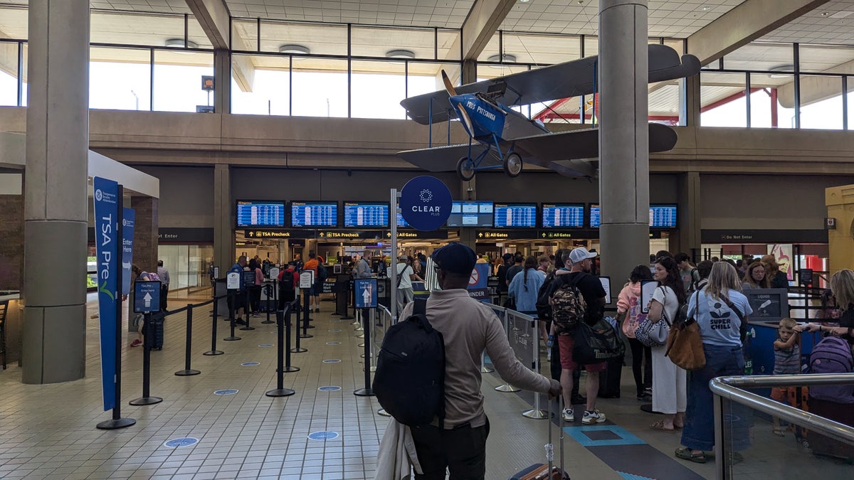 Speed Up Security Lines: How the Amex Platinum Card Saves Me Hours at the Airport