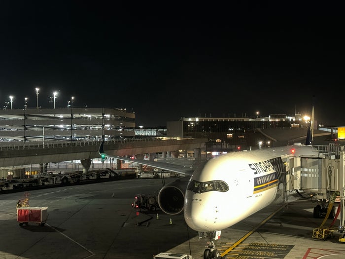 Singapore Airlines Ending Houston to Manchester Flights in 2025