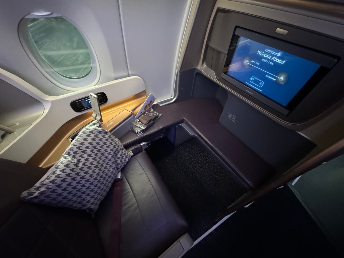 6 Things You Should Know About Flying the World’s Longest Flight in Business Class