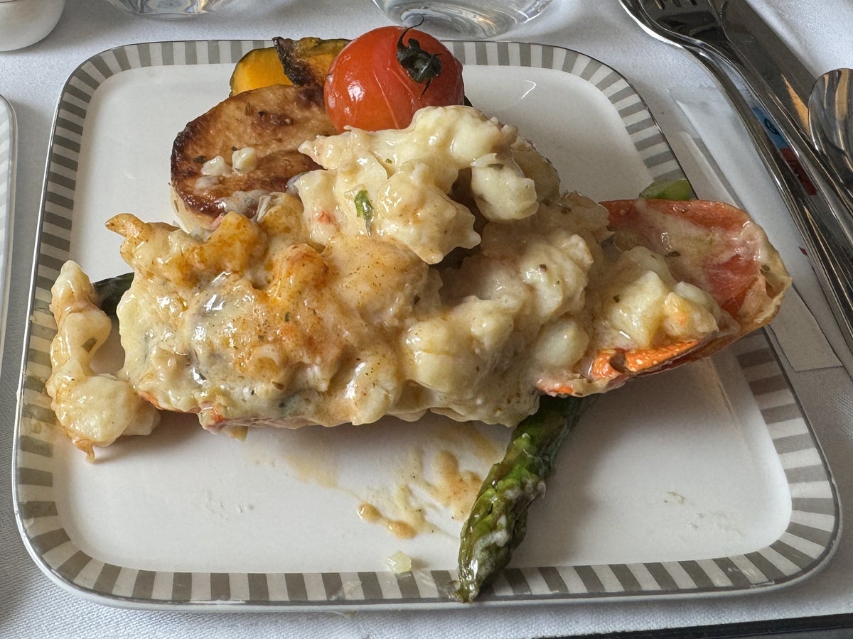 Singapore Airlines Lobster Thermidor detail