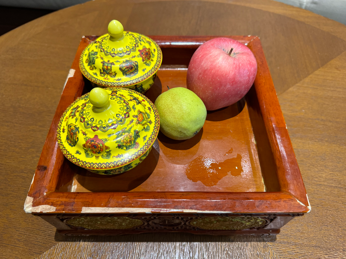 St Regis Lhasa living room table with welcome gift