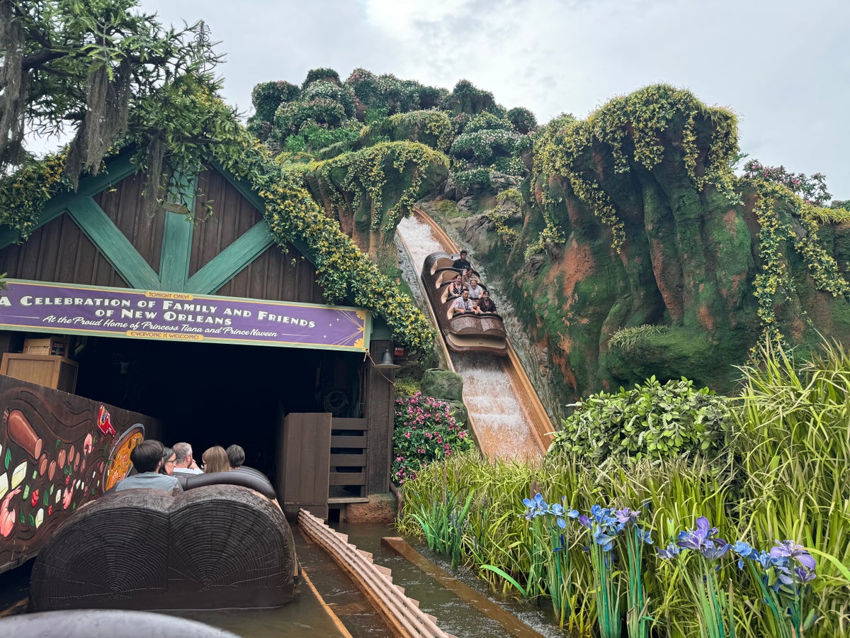 Tiana's Bayou Adventure at Magic Kingdom Walt Disney World POV