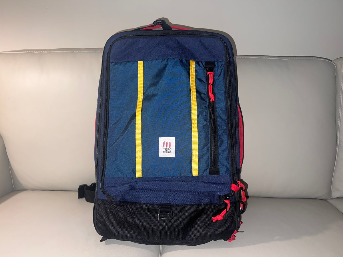 Topo Designs travel bag 40L featured