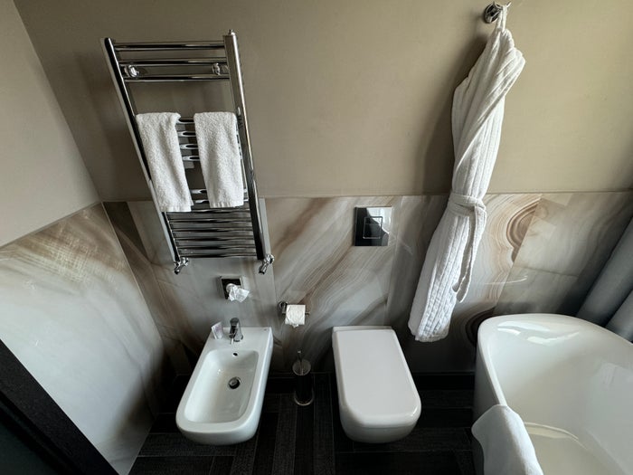 Tribune Rome Entryway Bathroom Toilet Bidet Robe Tribune Rome Entryway Bathroom Toilet Bidet Robe