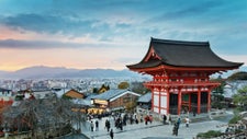 One of my most unforgettable experiences was flying to Japan in JAL’s first class.