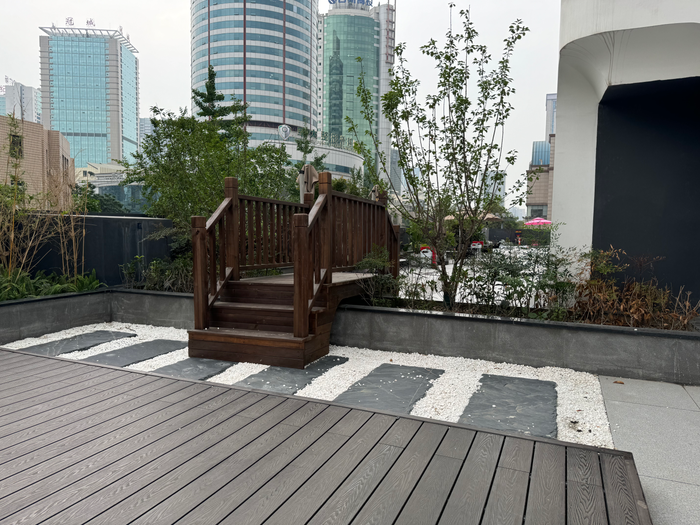 UrCove Chengdu Wenshu Monastery Taikoo Li terrace bridge
