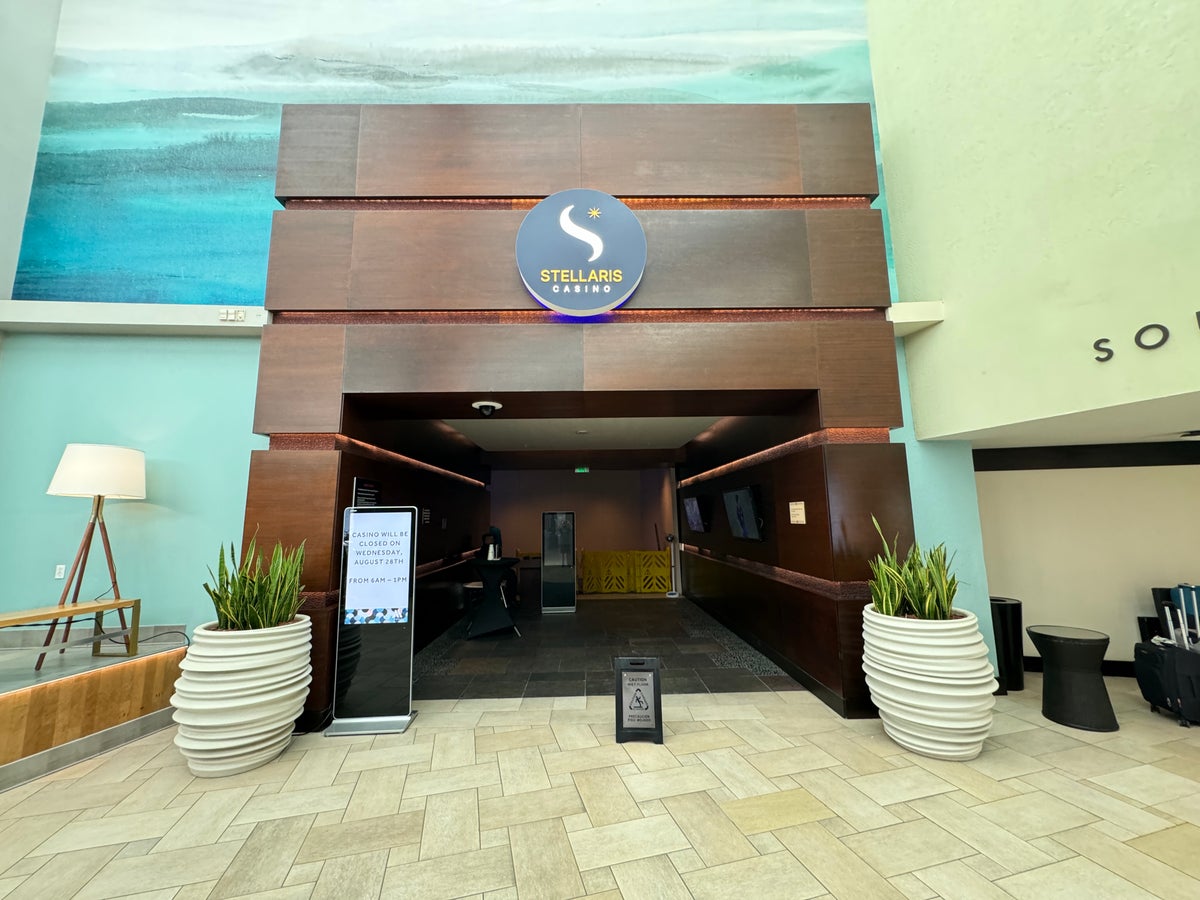 Aruba Marriott Casino Entrance