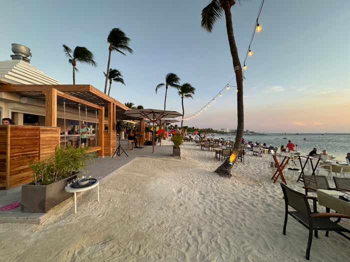 New Marriott Boundless Card Welcome Bonus Offer [Up to 4 Free Night Awards]