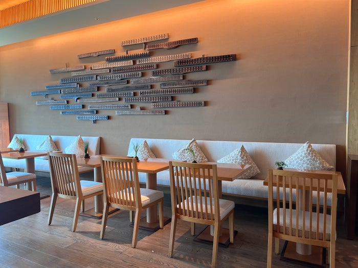 Conrad Tokyo Executive Lounge wall seating Conrad Tokyo Executive Lounge wall seating