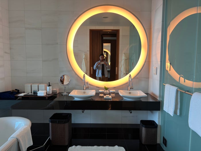 Conrad Tokyo bathroom entrance Conrad Tokyo bathroom entrance