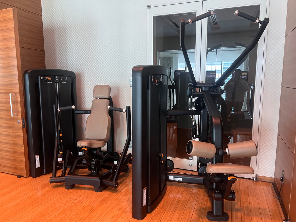 Conrad Tokyo fitness center machines