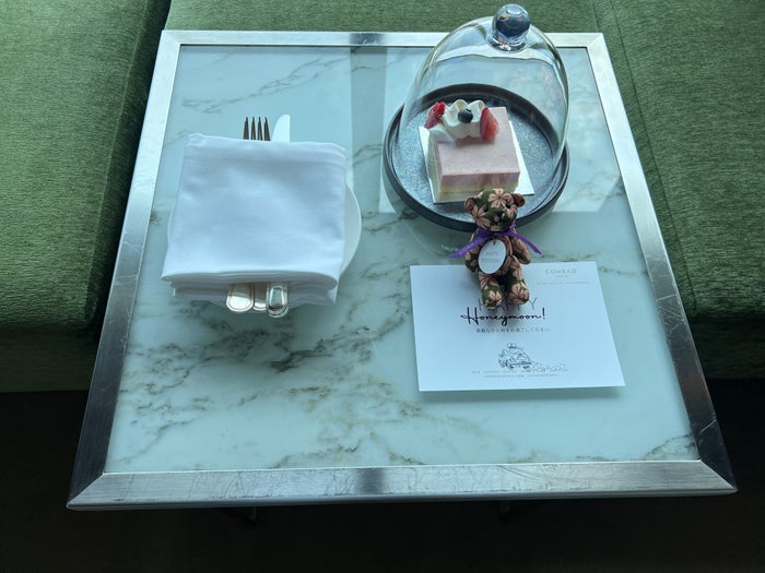 Conrad Tokyo honeymoon dessert Conrad Tokyo honeymoon dessert