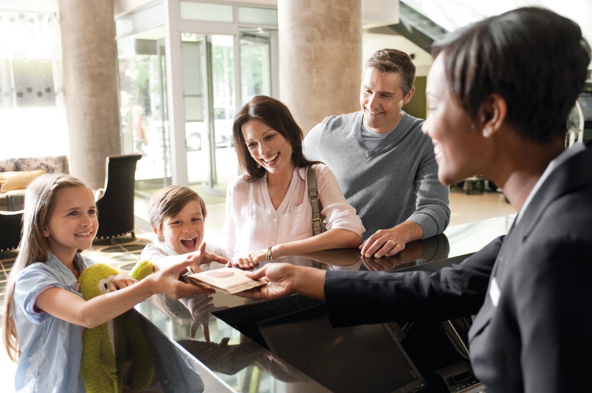 [Expired] Get Free Cookies at DoubleTree Hotels for National Chocolate Chip Cookie Day