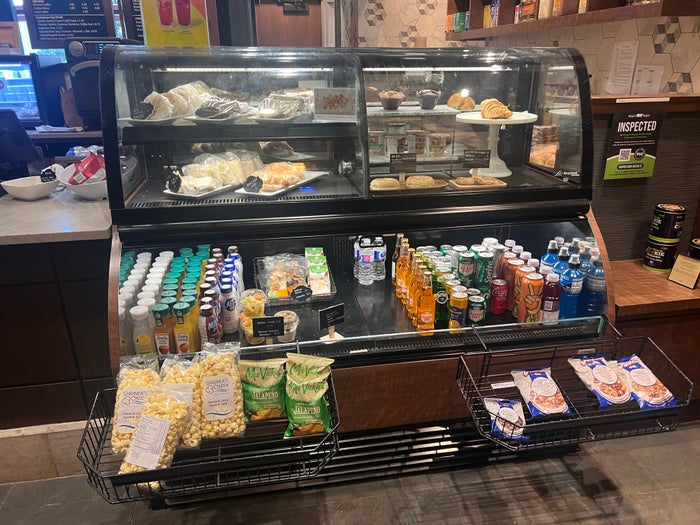 DoubleTree Fallsview Resort Spa by Hilton Niagara Falls Moose Squirrel food options DoubleTree Fallsview Resort Spa by Hilton Niagara Falls Moose Squirrel food options
