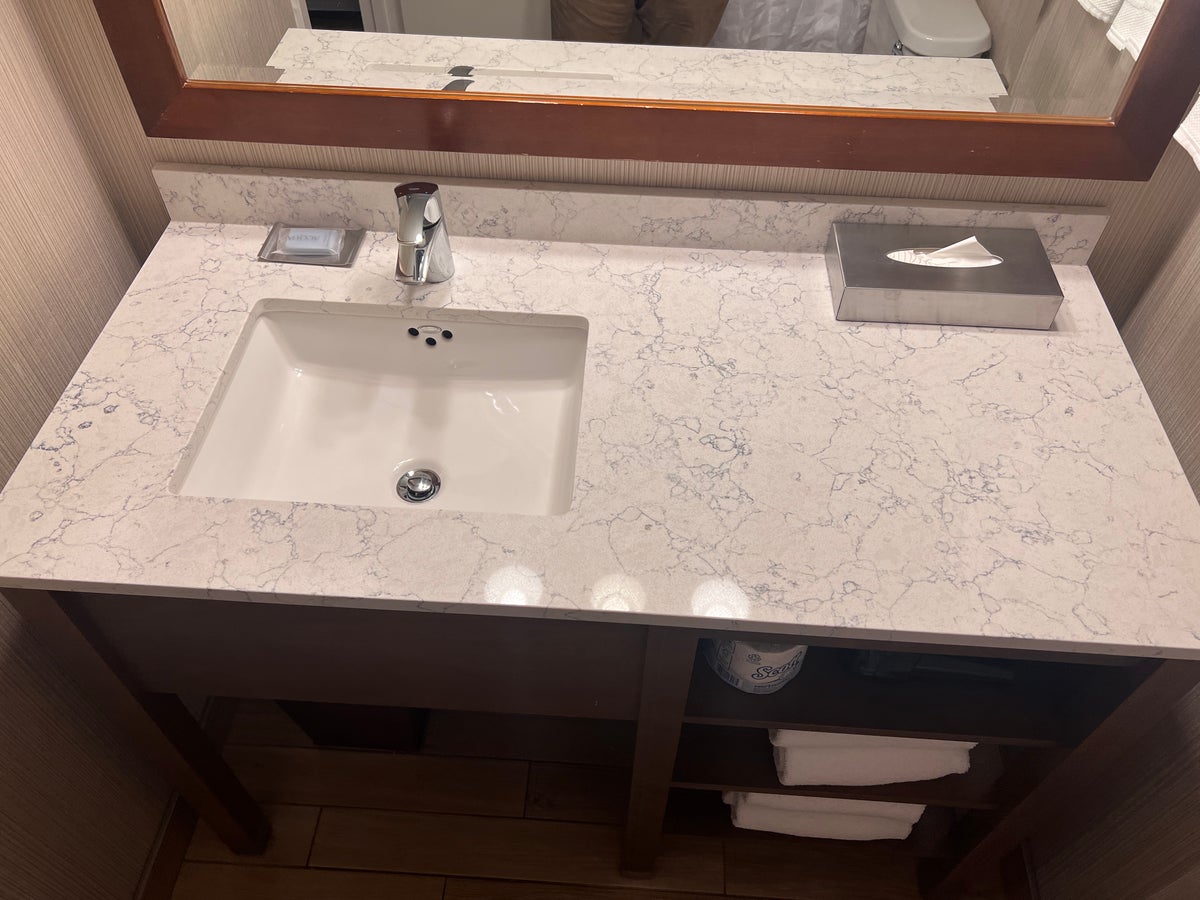 DoubleTree Fallsview Resort Spa by Hilton Niagara Falls bathroom vanitysink