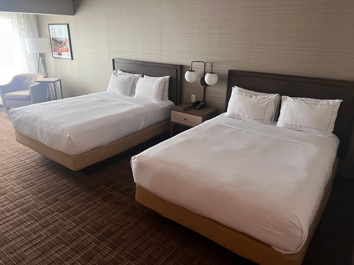 DoubleTree Fallsview Resort Spa by Hilton Niagara Falls room 2 queen beds