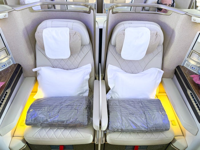 Emirates 777 refreshed business class 2 Emirates 777 refreshed business class 2
