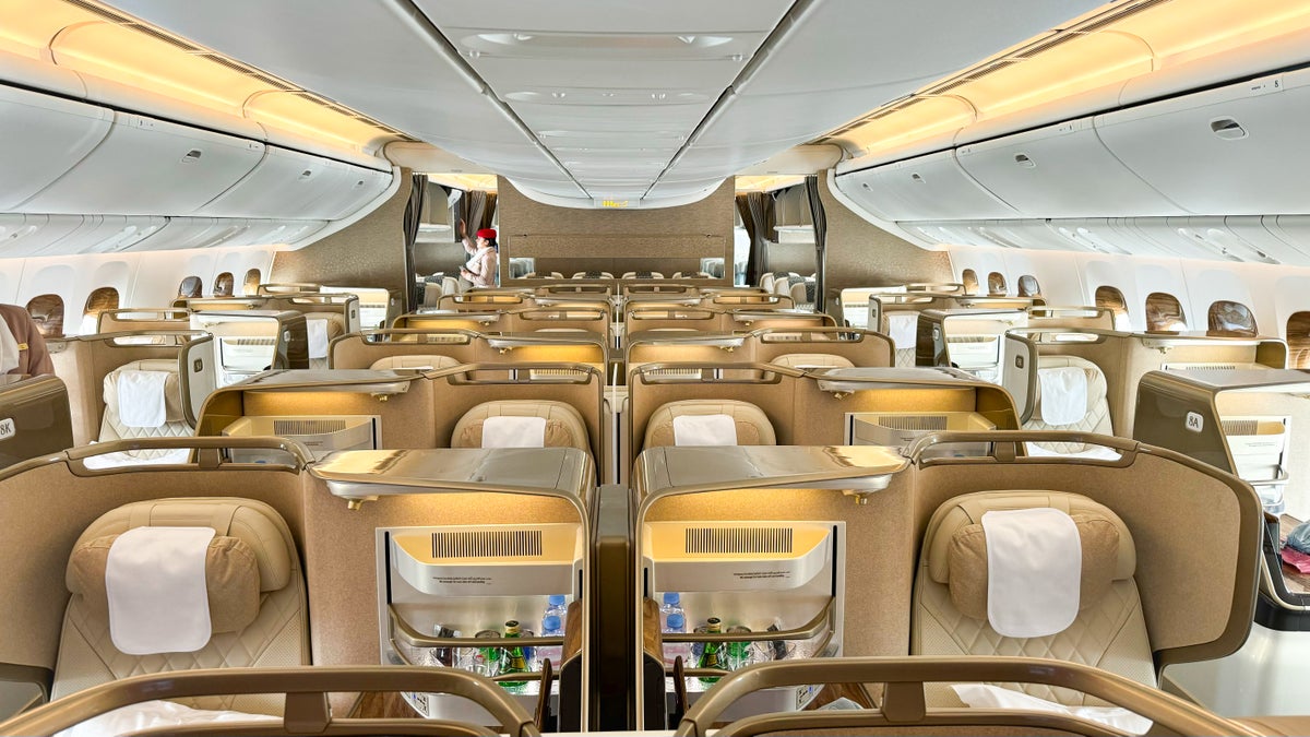 Emirates 777 refreshed business class cabin