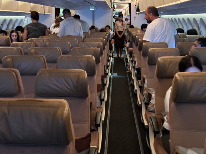 Etihad B787 9 Economy KIX AUH cabin Etihad B787 9 Economy KIX AUH cabin