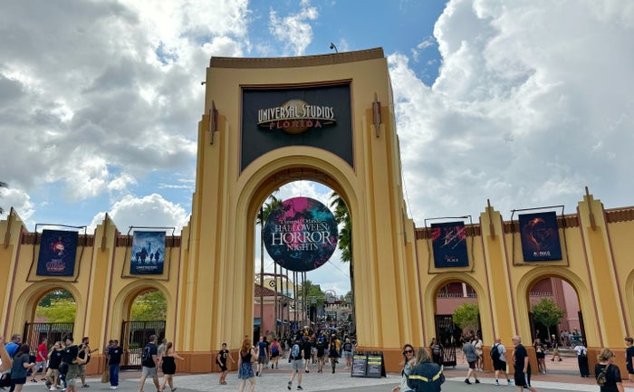 Halloween Horror Nights Unviersal entry