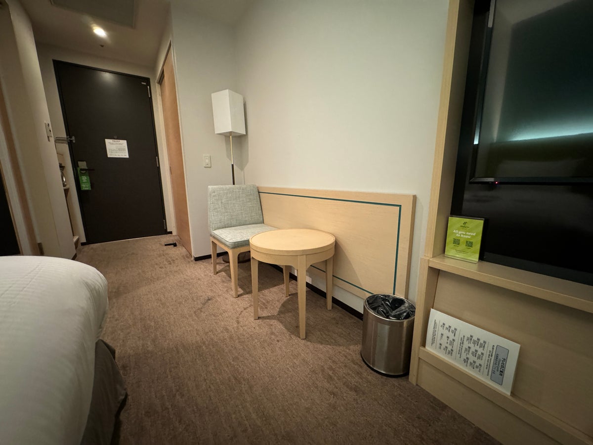 Holiday Inn Osaka Namba room seating