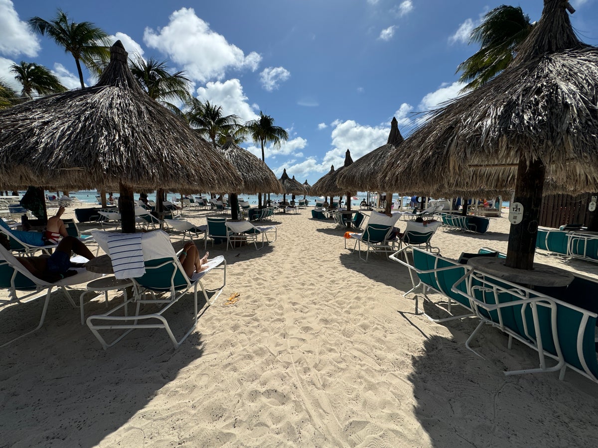 Hut Beach Aruba Marriott