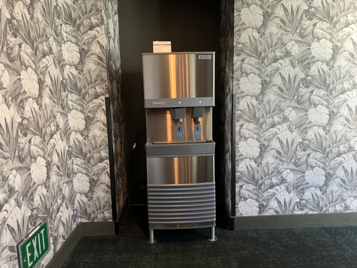 Kissel Uptown Oakland water ice machine