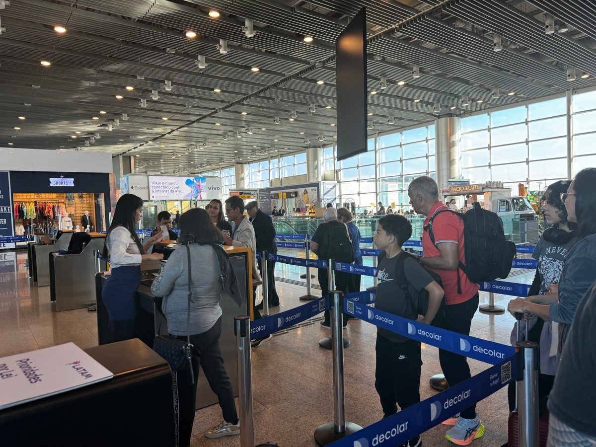 LATAM business class B787 9 GRU SCL pre boarding