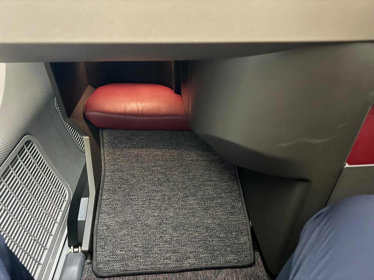 LATAM business class B787 9 GRU SCL seat footwell