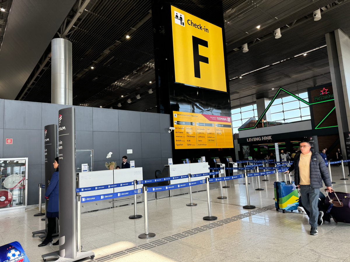 LATAM priority check in area F GRU Sao Paulo