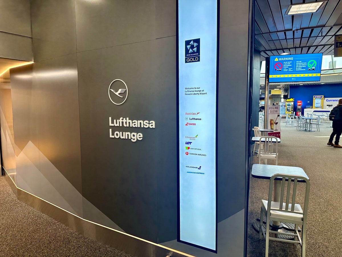 Lufthansa Lounge outdoor area