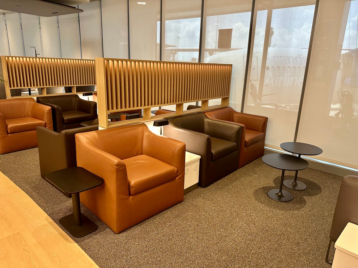 Lufthansa Lounge Seats