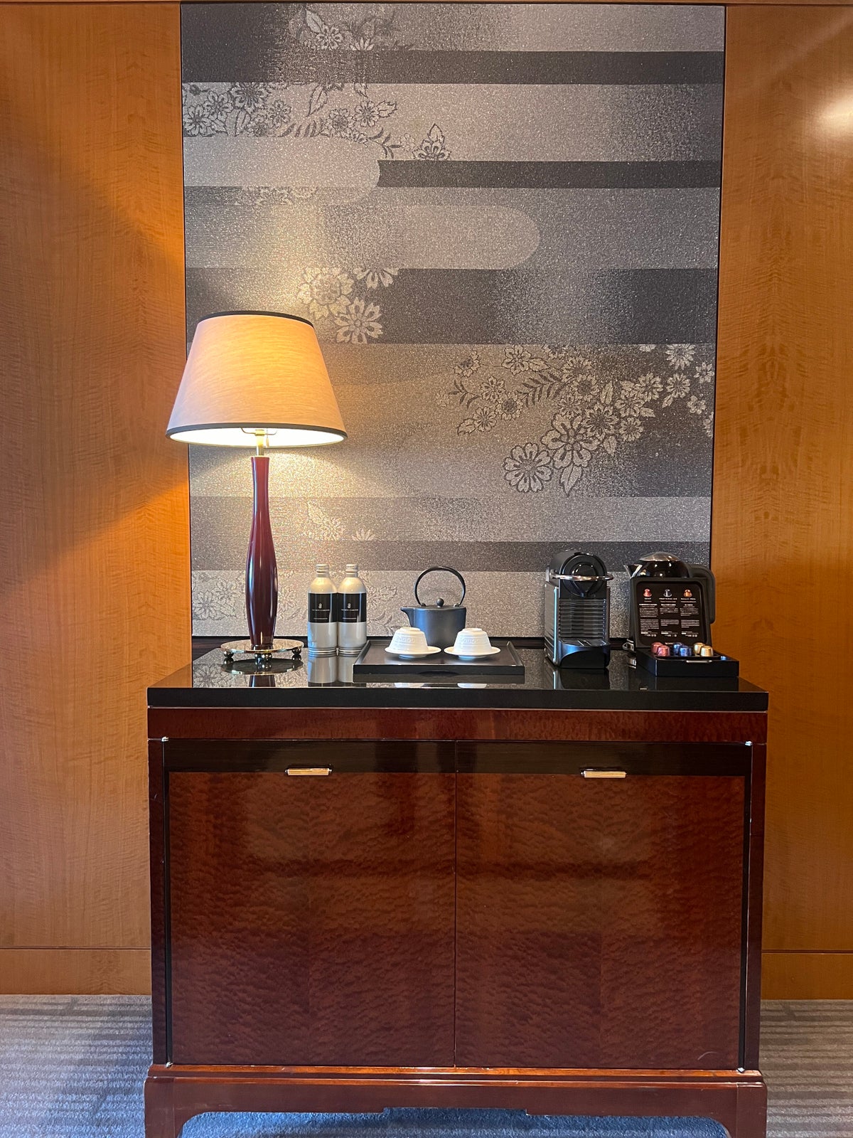 Ritz Carlton Tokyo cabinet