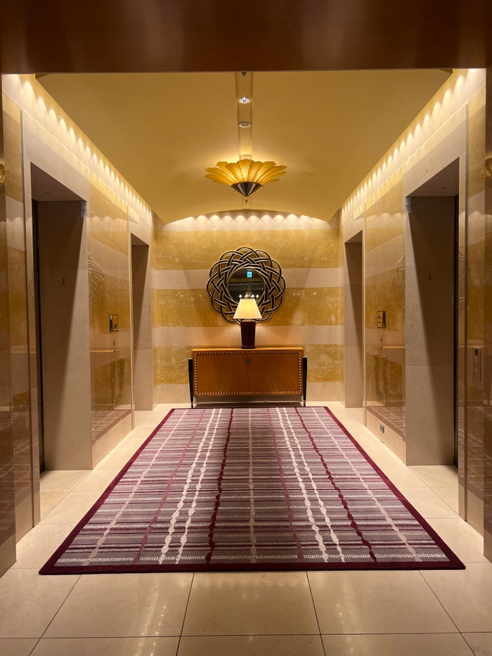 Ritz Carlton Tokyo elevators to lobby Ritz Carlton Tokyo elevators to lobby