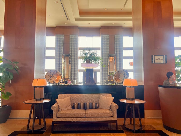 Ritz Carlton Tokyo lobby seating sofa Ritz Carlton Tokyo lobby seating sofa