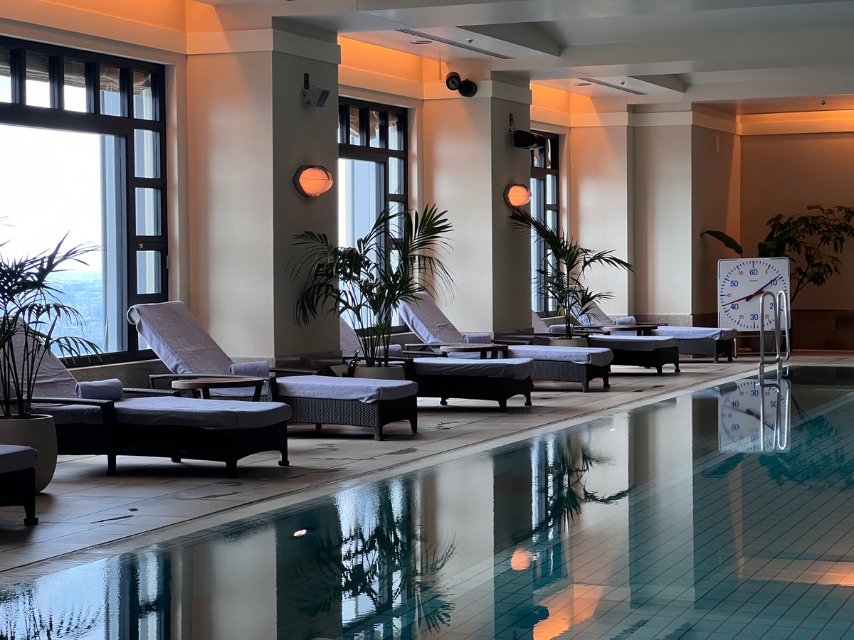 Ritz Carlton Tokyo pool seating