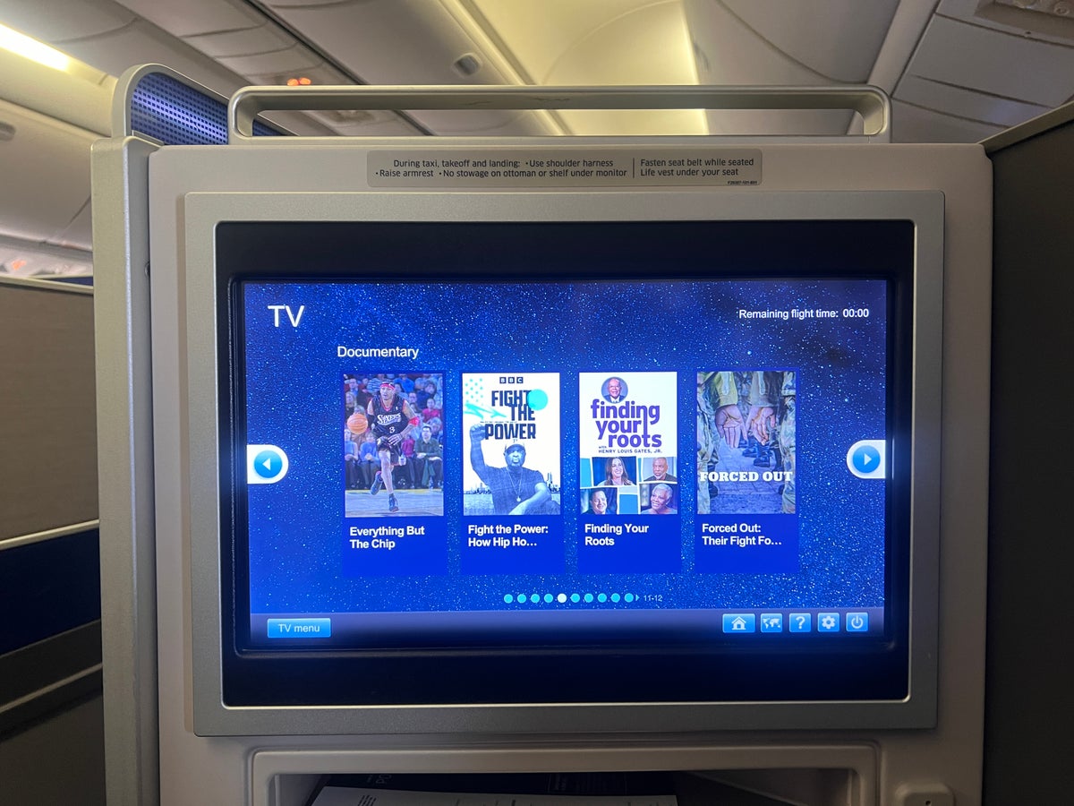 United Polaris 767 300 IFE documentary options