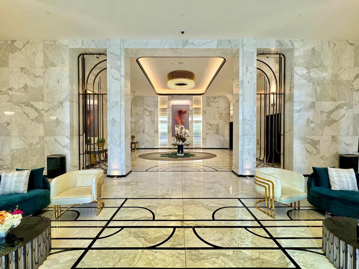 Waldorf Astoria Las Vegas Ground Level Lobby Entrance