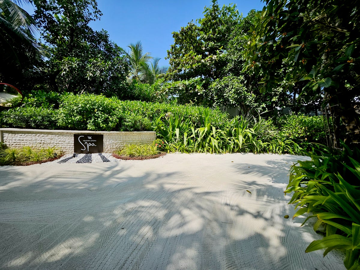 Waldorf Astoria Maldives spa front