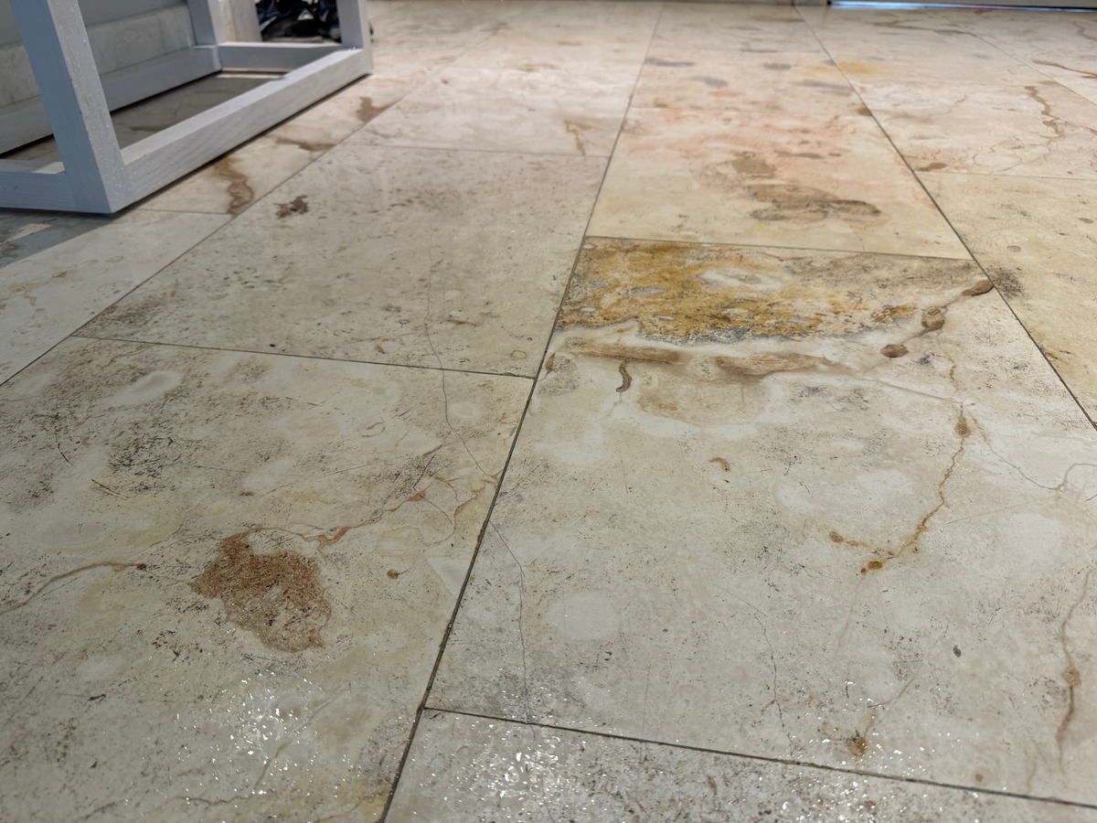 Alaia Belize Autograph Collection Resort View Vista Suite leak on floor