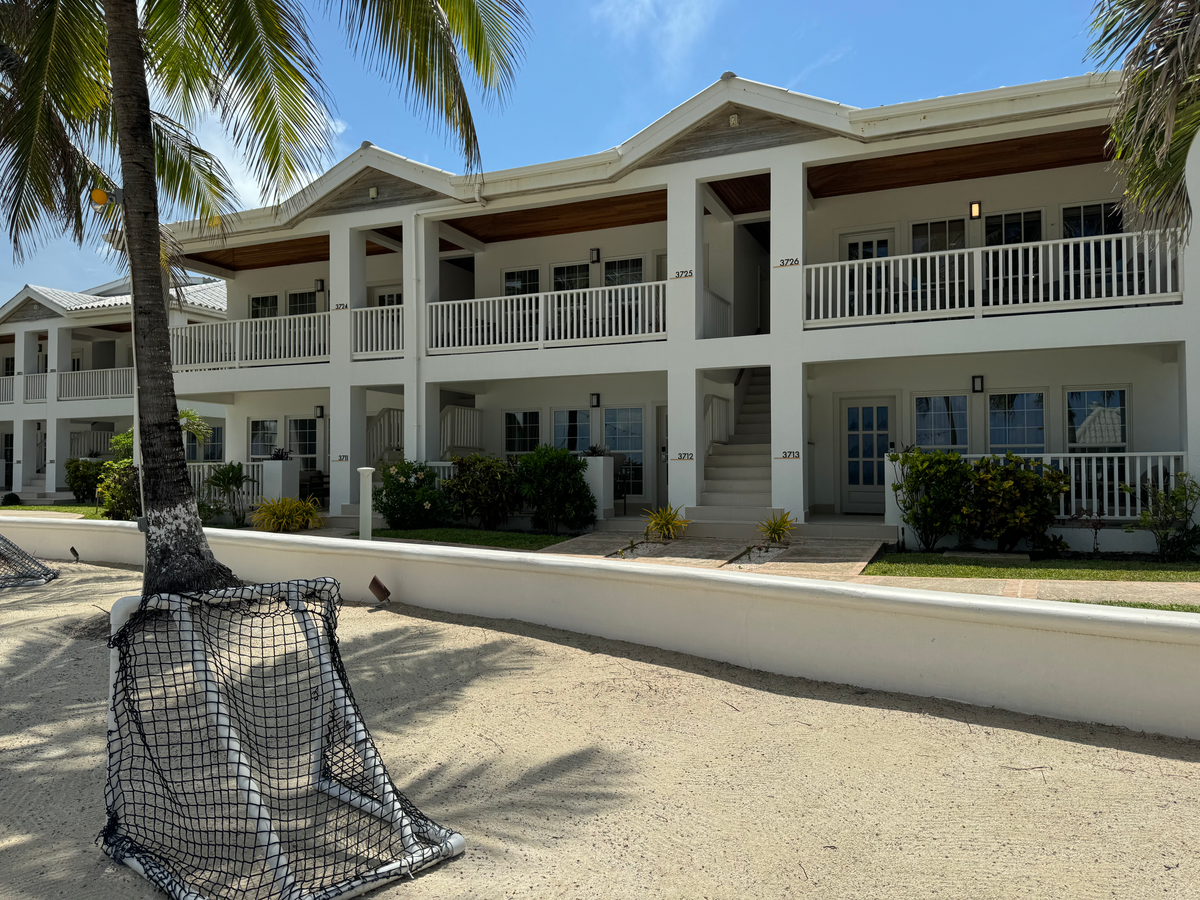 Alaia Belize Autograph Collection beach villas