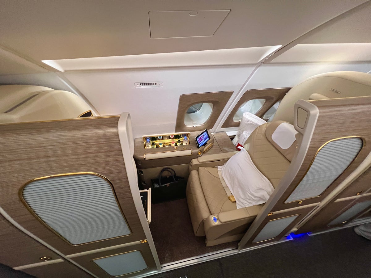 Luxury in the Sky: Review of Emirates A380 First Class [NRT-DXB]