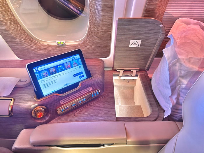 Emirates First A380 tablet and storage space Emirates First A380 tablet and storage space
