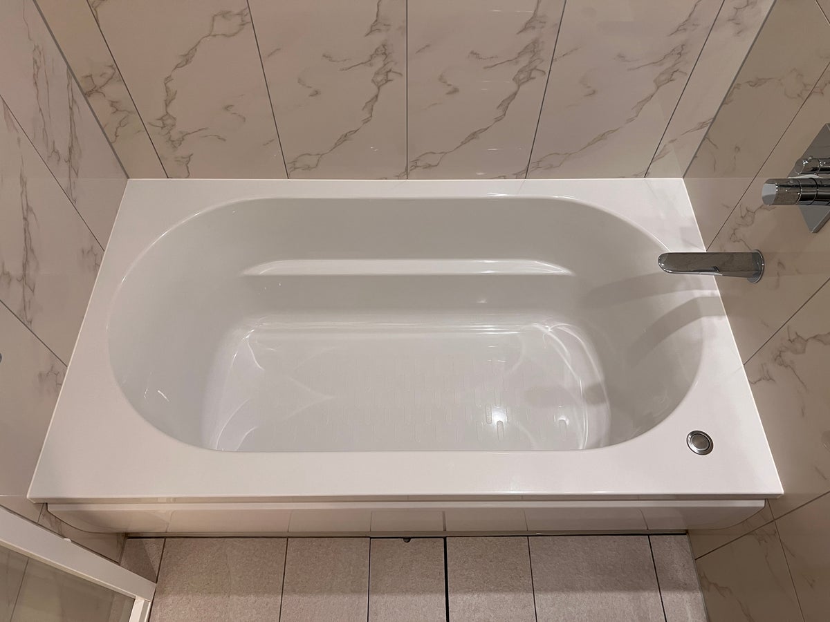 Hyatt House Tokyo Shibuya bathtub