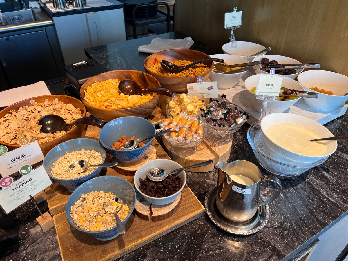 Hyatt House Tokyo Shibuya breakfast. cereal