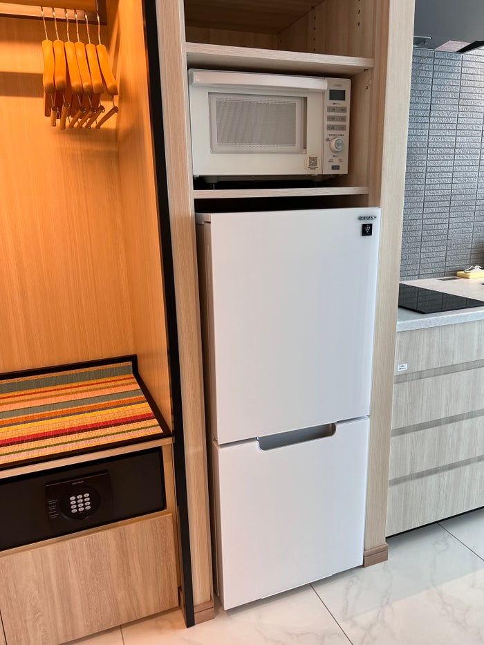 Hyatt House Tokyo Shibuya guest room microwave and fridge Hyatt House Tokyo Shibuya guest room microwave and fridge
