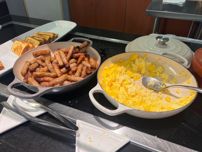 Hyatt Place Orlando Airport breakfast hot food Hyatt Place Orlando Airport breakfast hot food