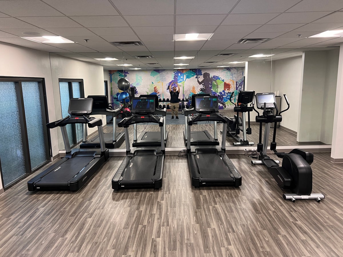 Hyatt Place Orlando Airport cardio equipment