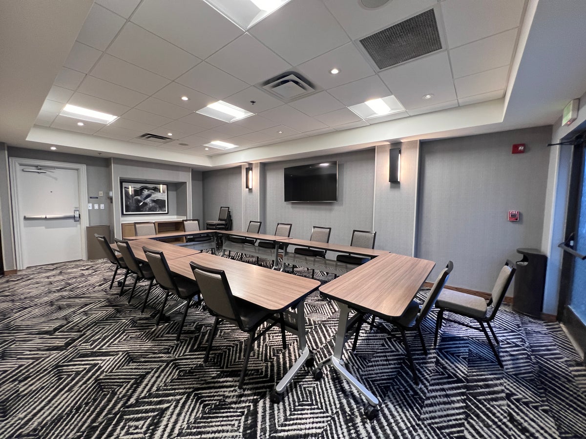 Hyatt Place Orlando Airport event room 